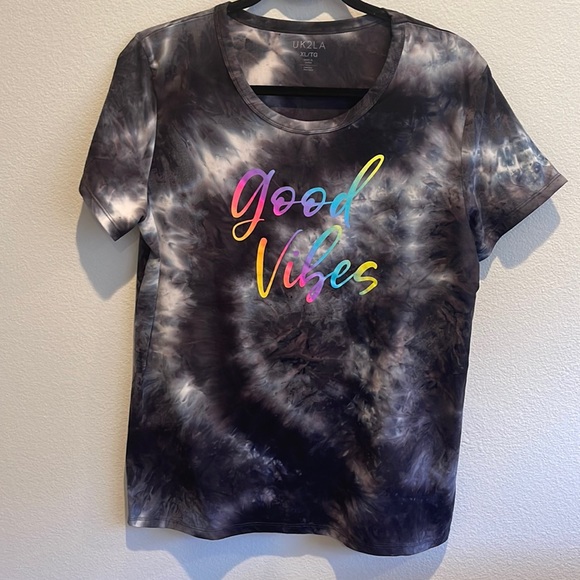 UK2LA Tops - UK2LA Good Vibes tie dyed tee